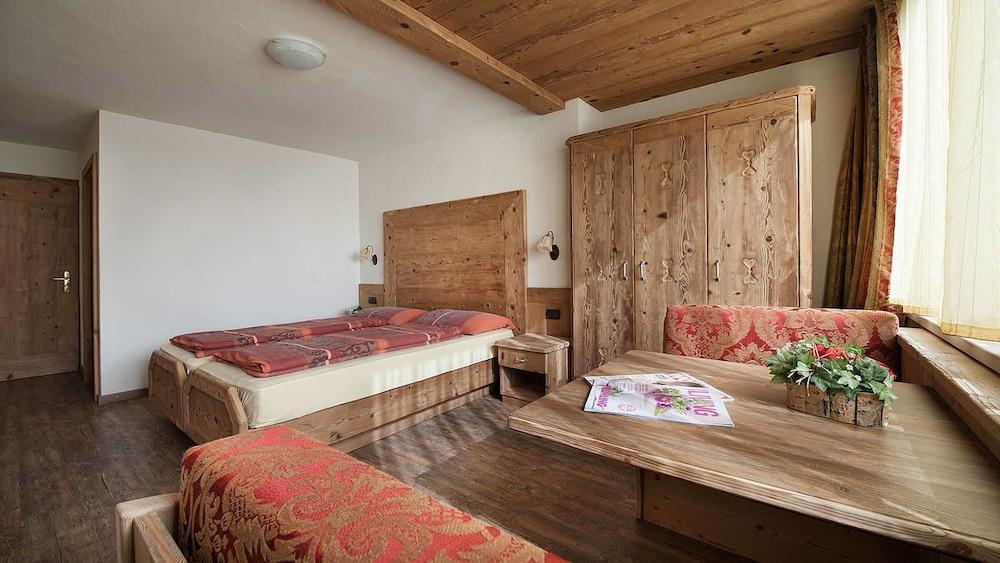 Hotel Champagne Livigno Exterior foto
