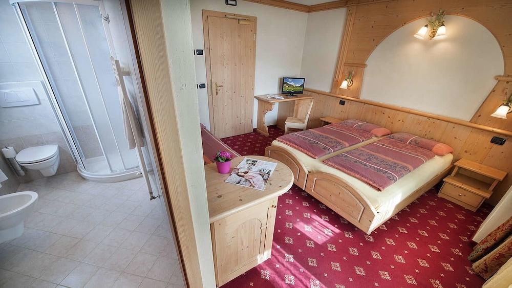 Hotel Champagne Livigno Exterior foto