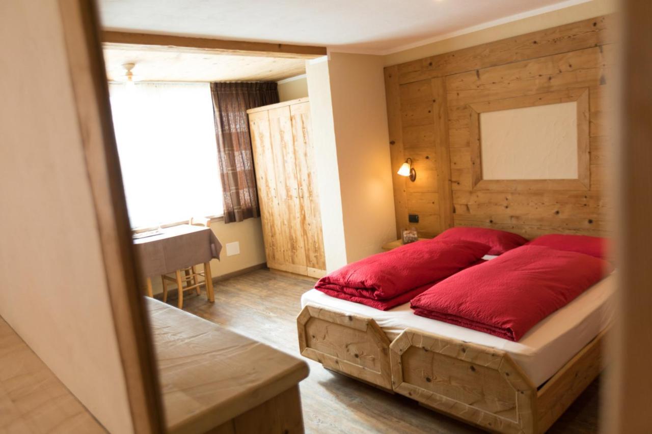 Hotel Champagne Livigno Exterior foto