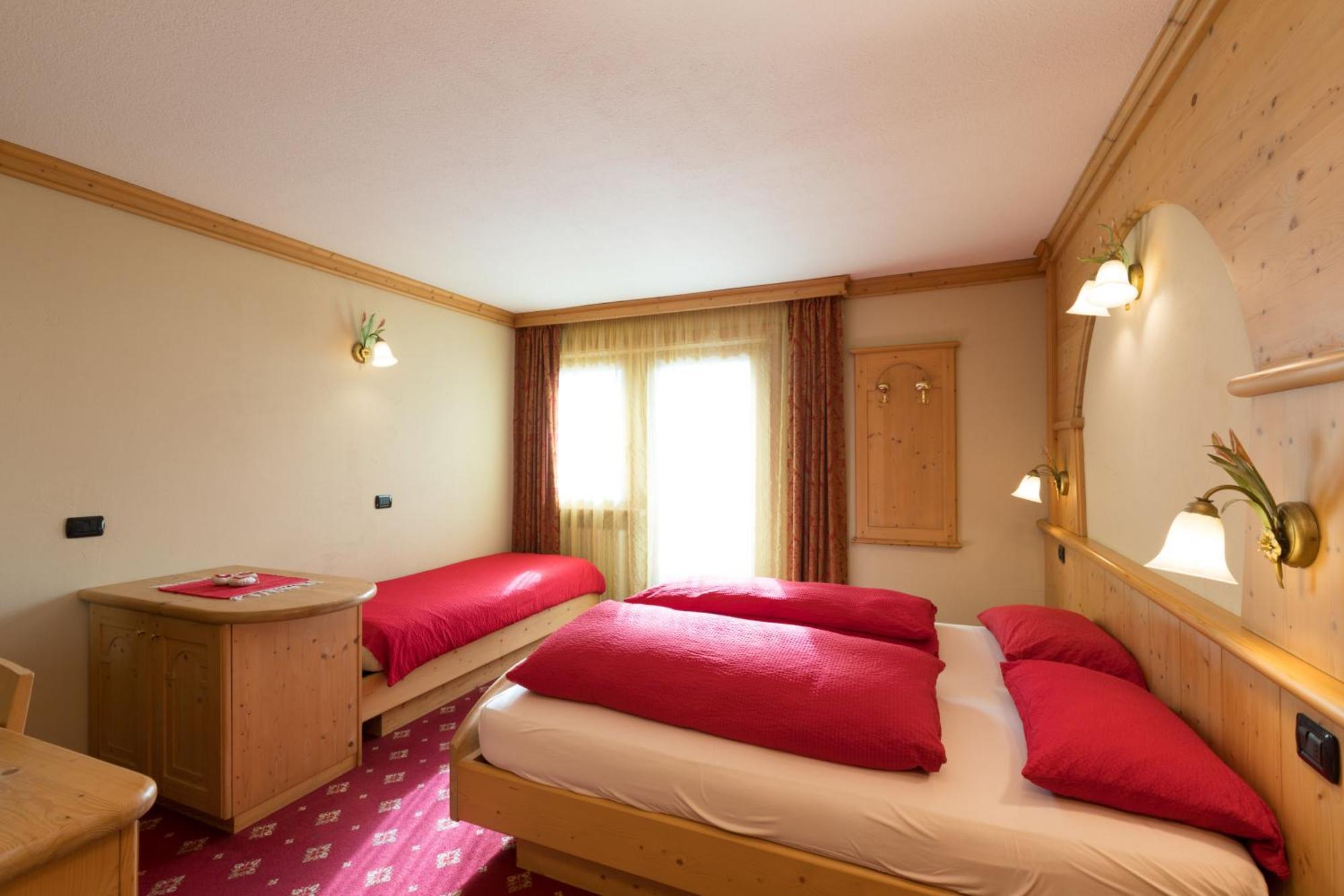 Hotel Champagne Livigno Exterior foto