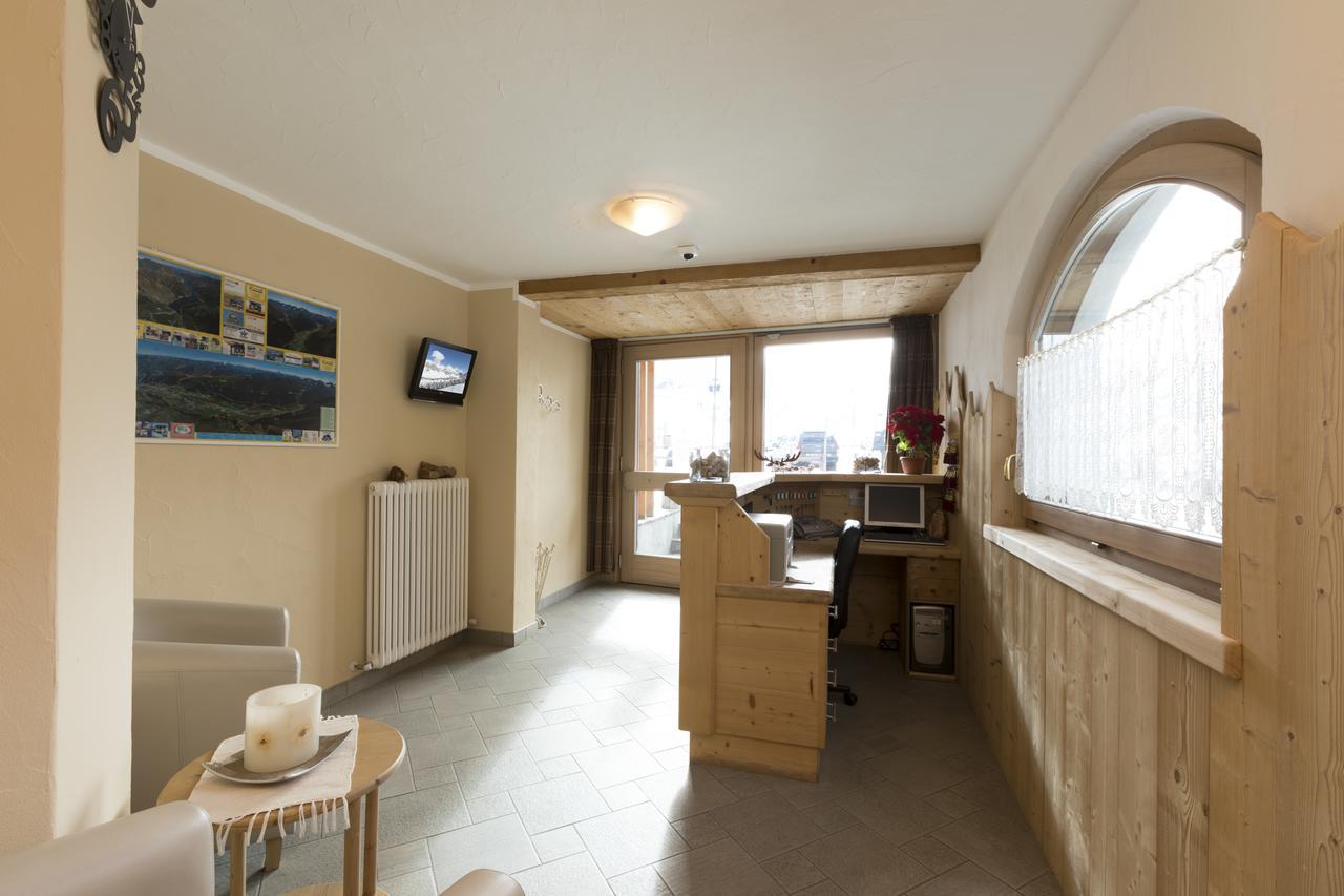 Hotel Champagne Livigno Exterior foto
